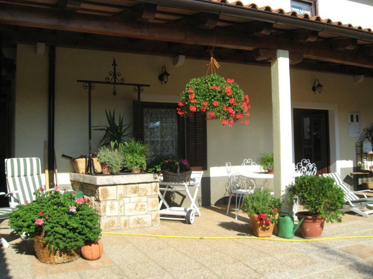 Country House Lokev Hostal Exterior foto